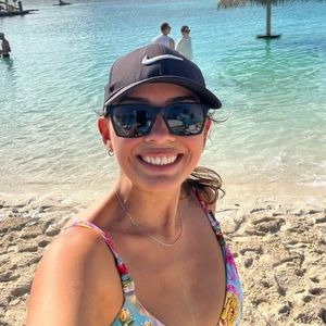 Meet your Posher, ! kristy